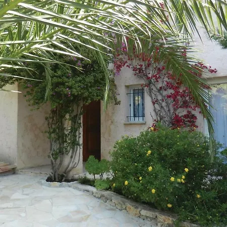 Nyaraló Four Bedroom Holiday Maxime With A Fireplace 08 Sainte-Maxime